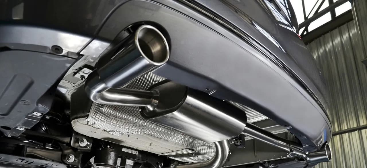 Jak wyciszyć tłumik końcowy w samochodzie i uniknąć hałasu