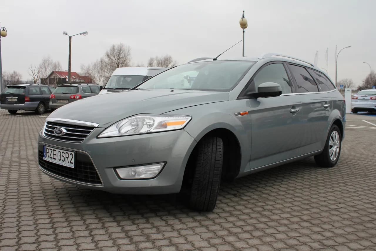 Pojemność baku Ford Mondeo - co musisz wiedzieć przed zakupem