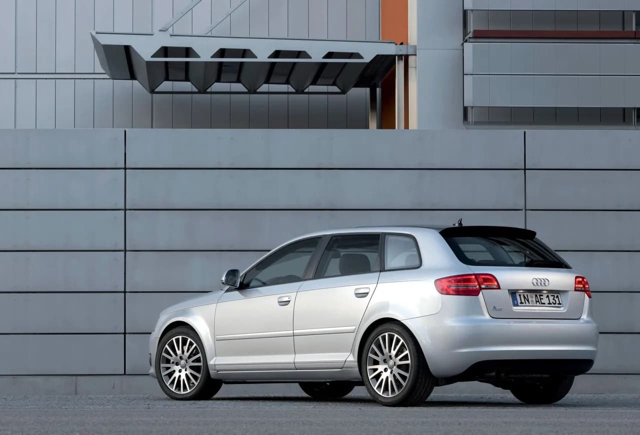 Pojemność baku Audi A3 8P 2.0 TDI – co musisz wiedzieć o wersjach