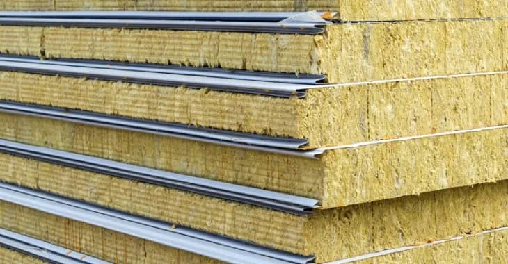 Jaką płytę warstwową na warsztat wybrać, aby uniknąć kosztów?